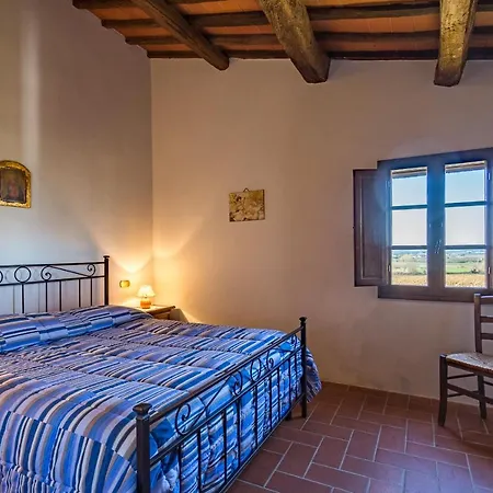 Agriturismo La Sosta Di Annibale Фермерский дом *