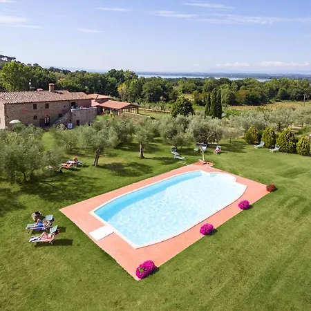 La Sosta Di Annibale Farmház Tuoro sul Trasimeno