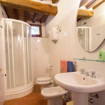 Agriturismo La Sosta Di Annibale * Туоро-суль-Тразимено